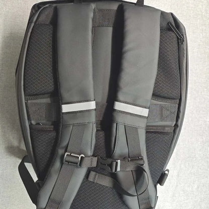 Revolutionary Motorcycle Duffel Bag: Bluetooth-Controlled LED Luminous Backpack for Full Helmet Riders
